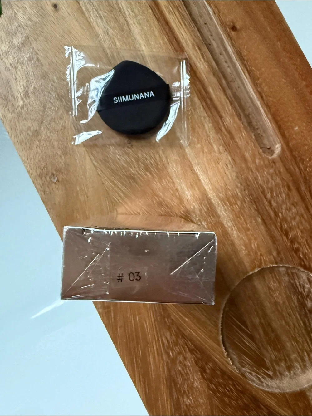 Korean Dual-Ended Foundation Stick in Light Sand Shade